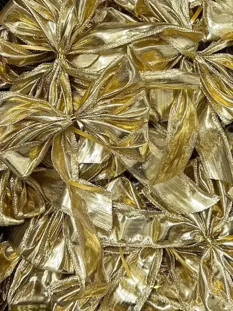 Mašle zlatá velká CELEBRATION GOLD, ručně vázaná, velká 16 x 20 cm