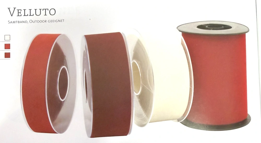 Stuha sametová VELUTTO tmavě zelená 25mm x 3m (12,- Kč/m)