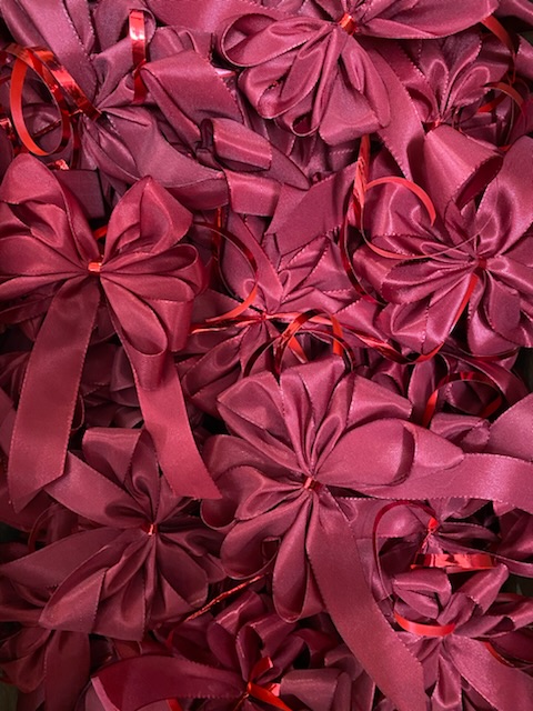 Mašle taftová BORDÓ, ručně vázaná, střední velikost 10 x 12cm