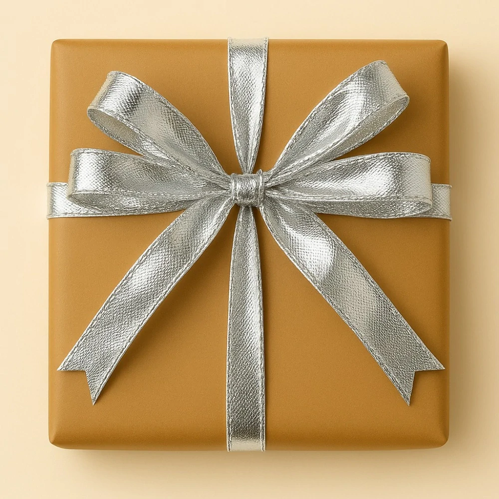 Stuha stříbrná lesklá CELEBRATION SILVER lurexová 15mm x 2m (5,- Kč/m)