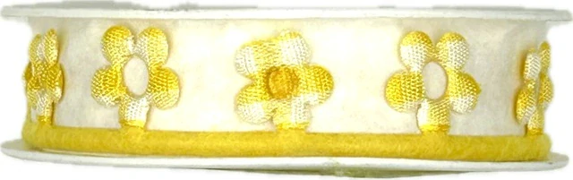 Stuha vysekávaná Květiny 15mm x 1m  (15,-Kč/m)