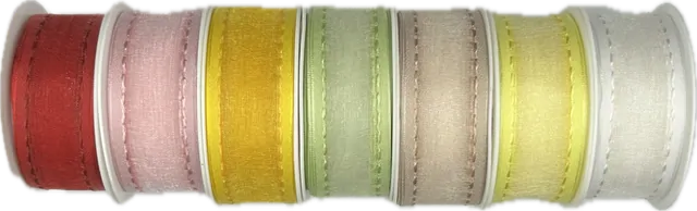 Stuha organzová CHAMPAGNER Fresh Green prošívaná  světle zelená 25mm x 2m (12,-Kč/m)